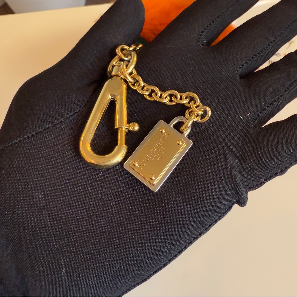 Orange Furry Pom Pom Keychain with Green Leaf - Picture 8 of 12